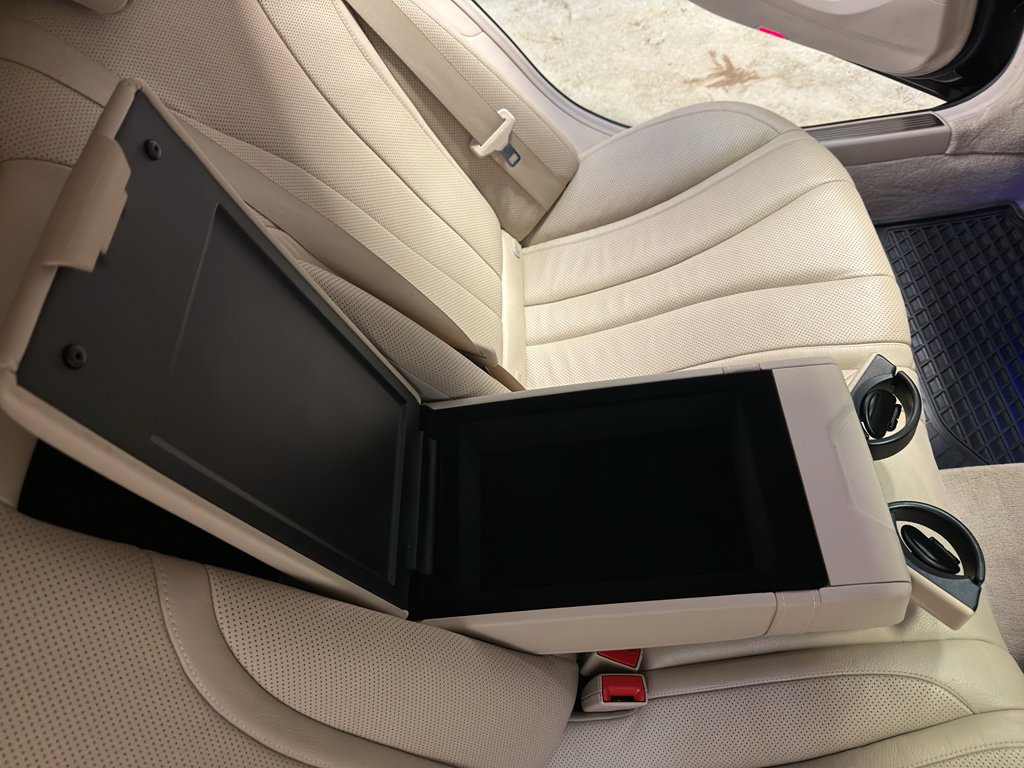 Used 2014 Mercedes-Benz S 550 Sedan image 29