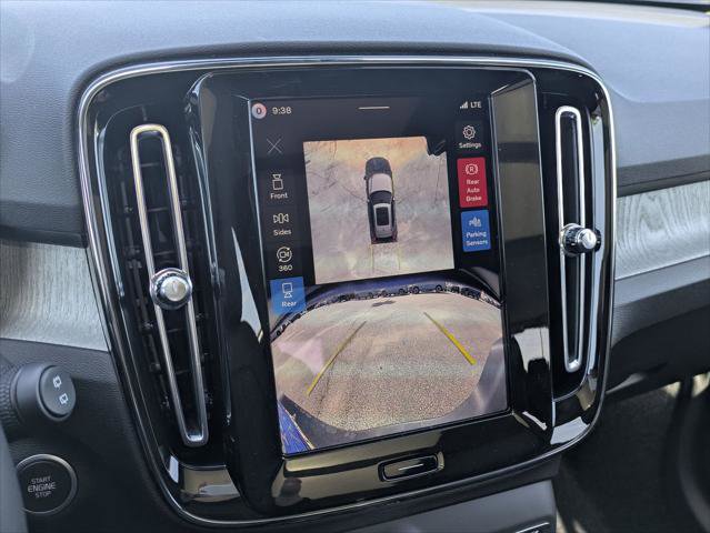 New 2026 Volvo XC40 B5 Plus w/ Protection Package Premier image 9