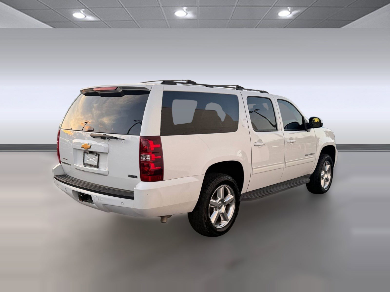 Used 2012 Chevrolet Suburban LT w/ Luxury Package image 9
