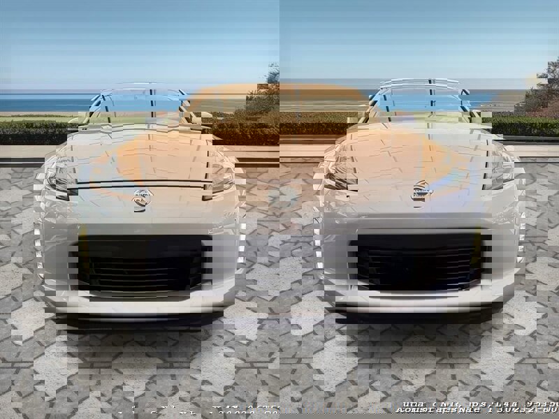 Used 2019 Nissan 370Z Touring Sport image 7