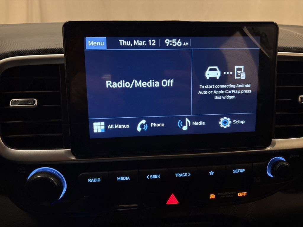 Certified 2026 Hyundai Venue SE image 19