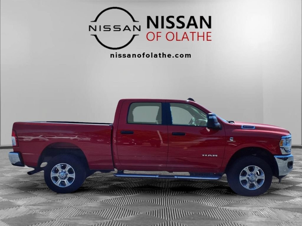 Used 2024 RAM 2500 Big Horn AWD/4WD image 28