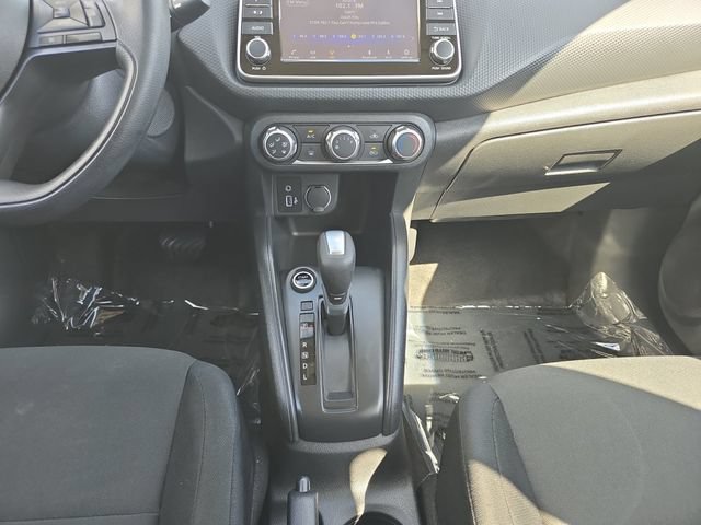 Used 2024 Nissan Kicks S FWD image 3