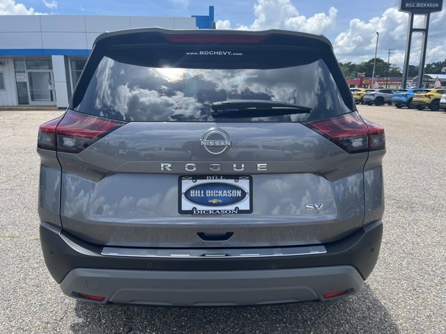 Used 2023 Nissan Rogue SV image 6