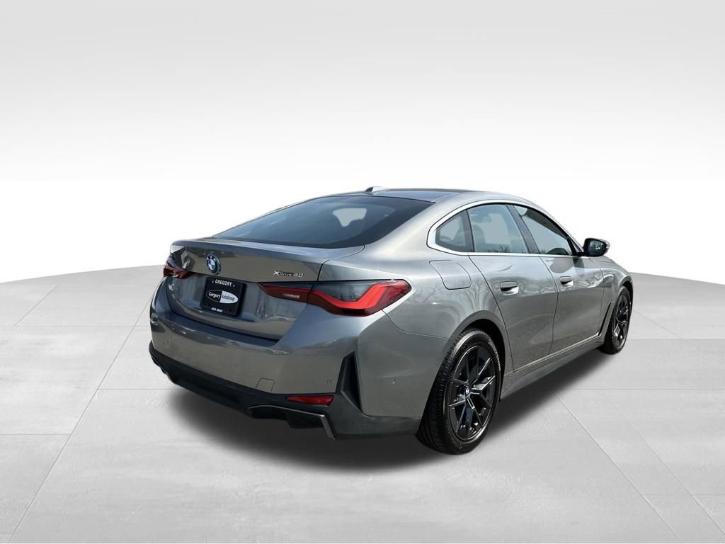 Used 2025 BMW i4 xDrive40i w/ Parking Assistance Package AWD/4WD image 8