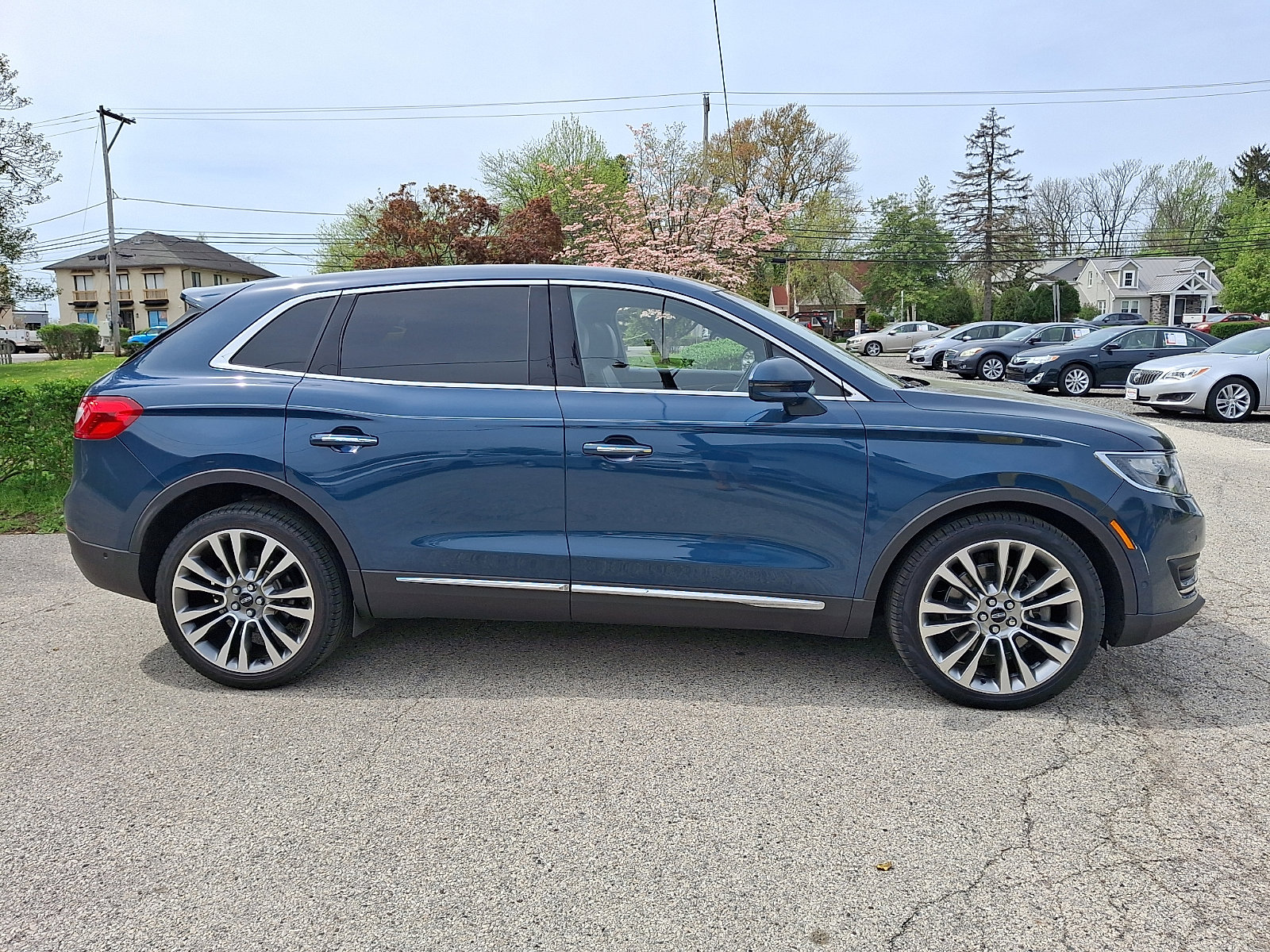 Used 2016 Lincoln MKX Reserve w/ Luxury Package image 8