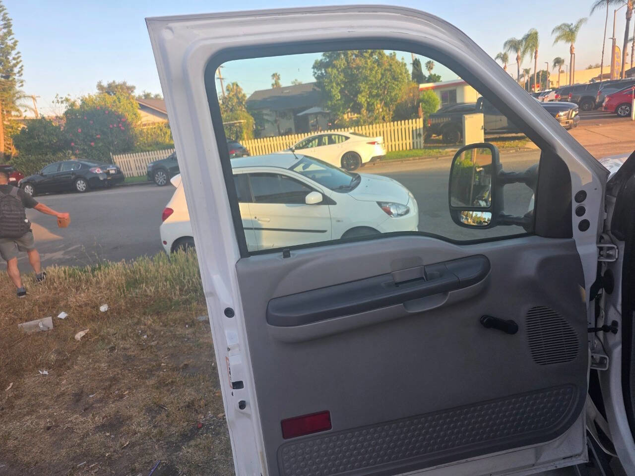 Used 2000 Ford F350 XL image 10