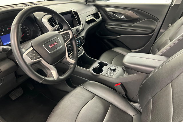 Used 2024 GMC Terrain SLT AWD/4WD image 15