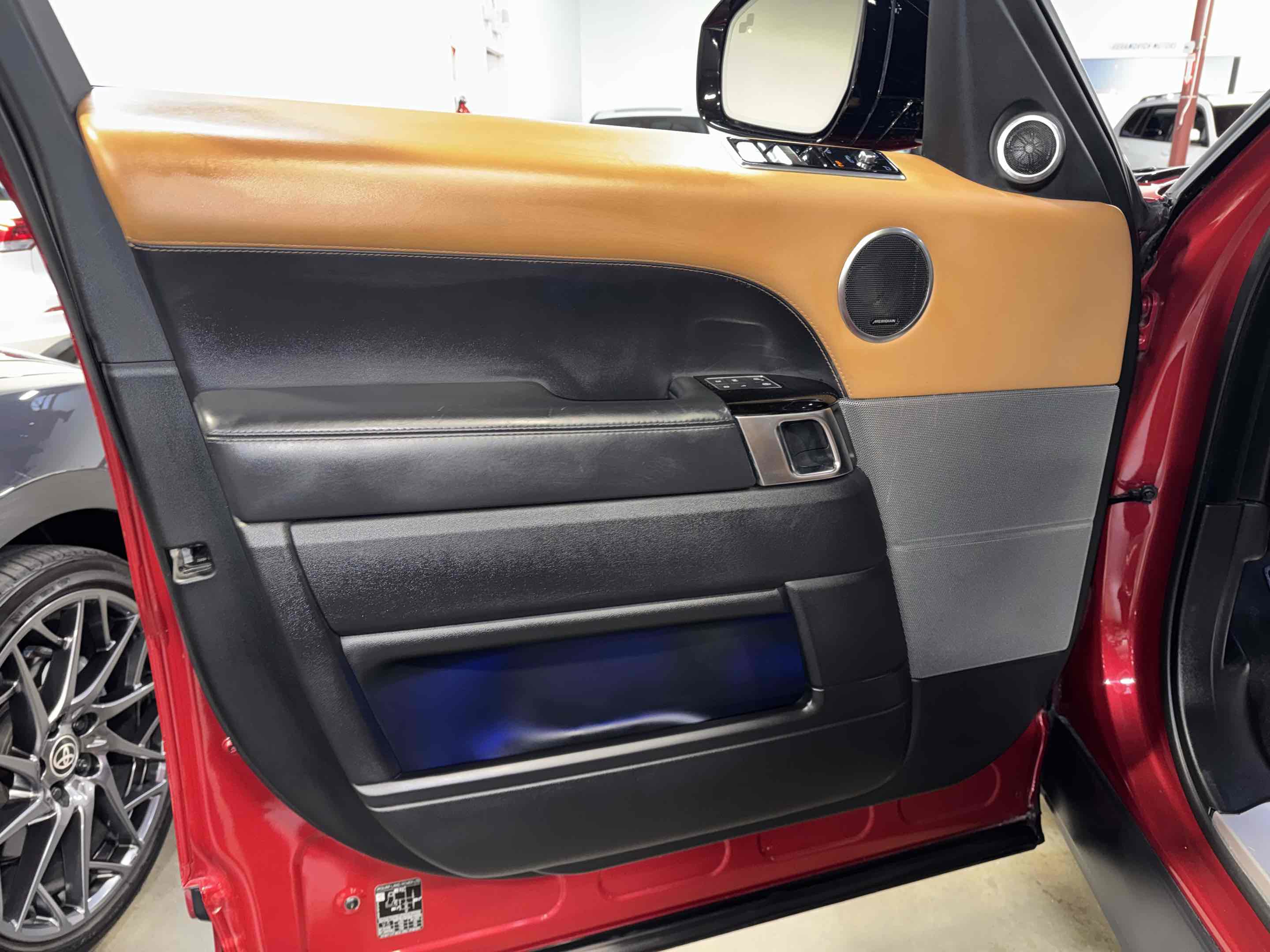 Used 2019 Land Rover Range Rover Sport HSE Dynamic image 73