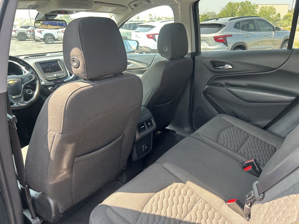 Used 2020 Chevrolet Equinox LT w/ Driver Convenience Package image 34