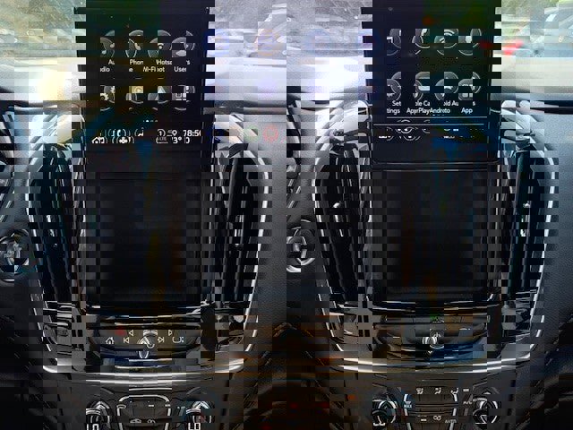 Certified 2022 Chevrolet Traverse LT image 28