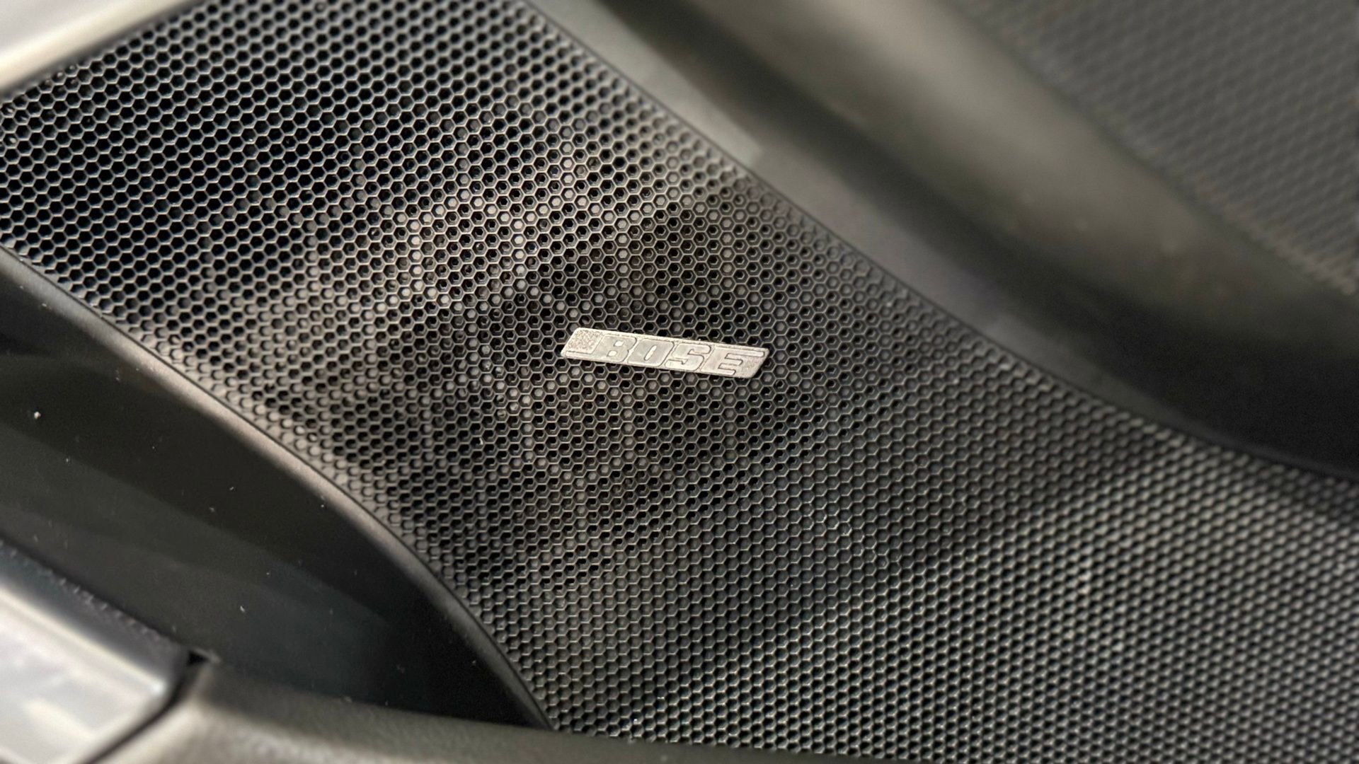 Used 2014 Porsche 911 Carrera 4S image 31