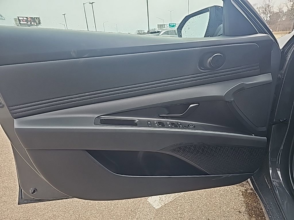 New 2026 Hyundai Elantra Sport image 10