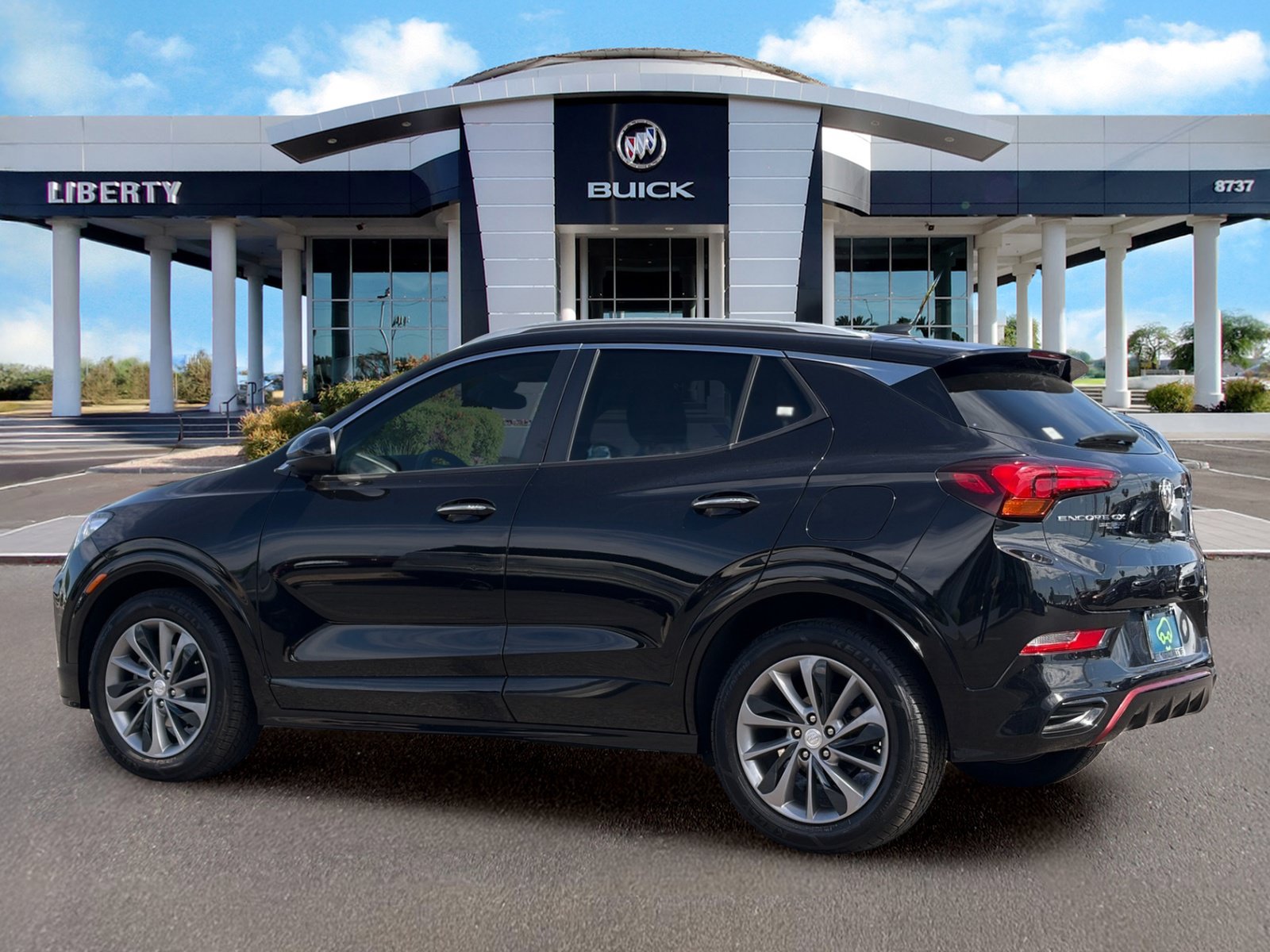 Certified 2023 Buick Encore GX Select w/ Sport Touring Package FWD image 7