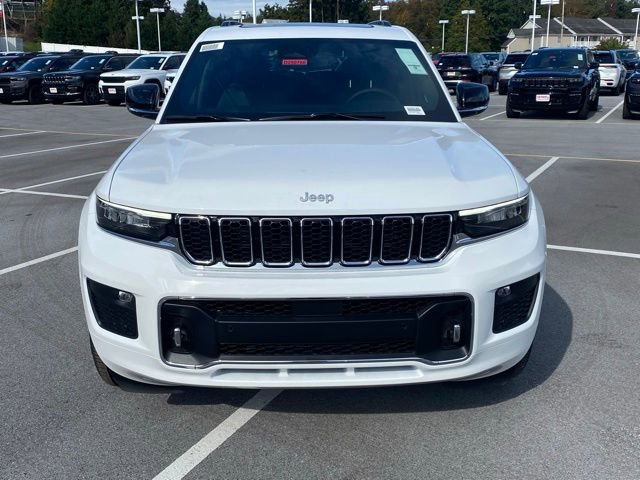 New 2025 Jeep Grand Cherokee L Overland w/ Trailer Tow Package image 9