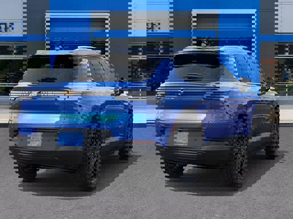 New 2026 Chevrolet Equinox EV LT image 4