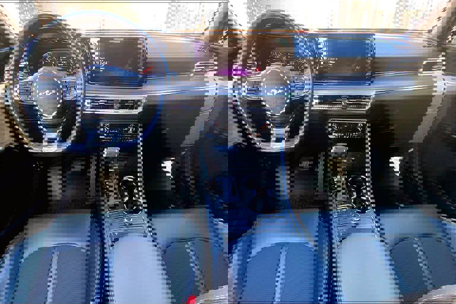 Used 2023 Kia K5 GT-Line image 14