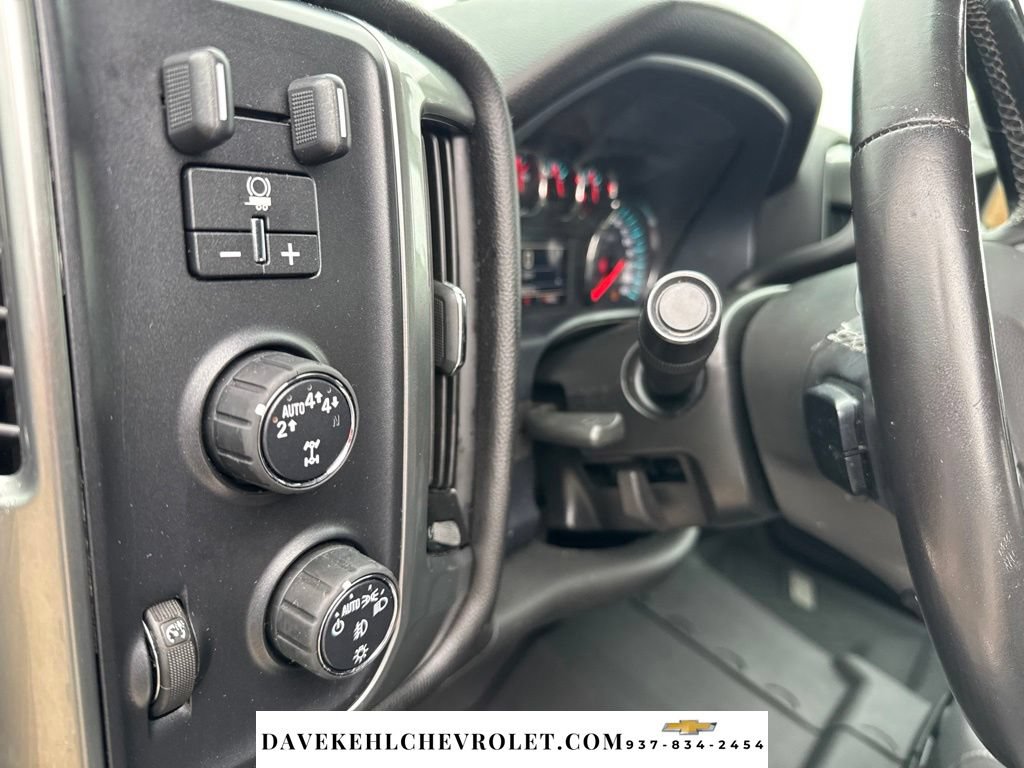 Used 2018 Chevrolet Silverado 1500 LT w/ All Star Edition AWD/4WD image 12