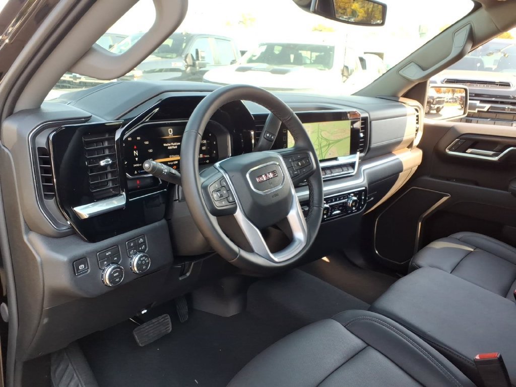 Certified 2026 GMC Sierra 1500 SLT AWD/4WD image 9
