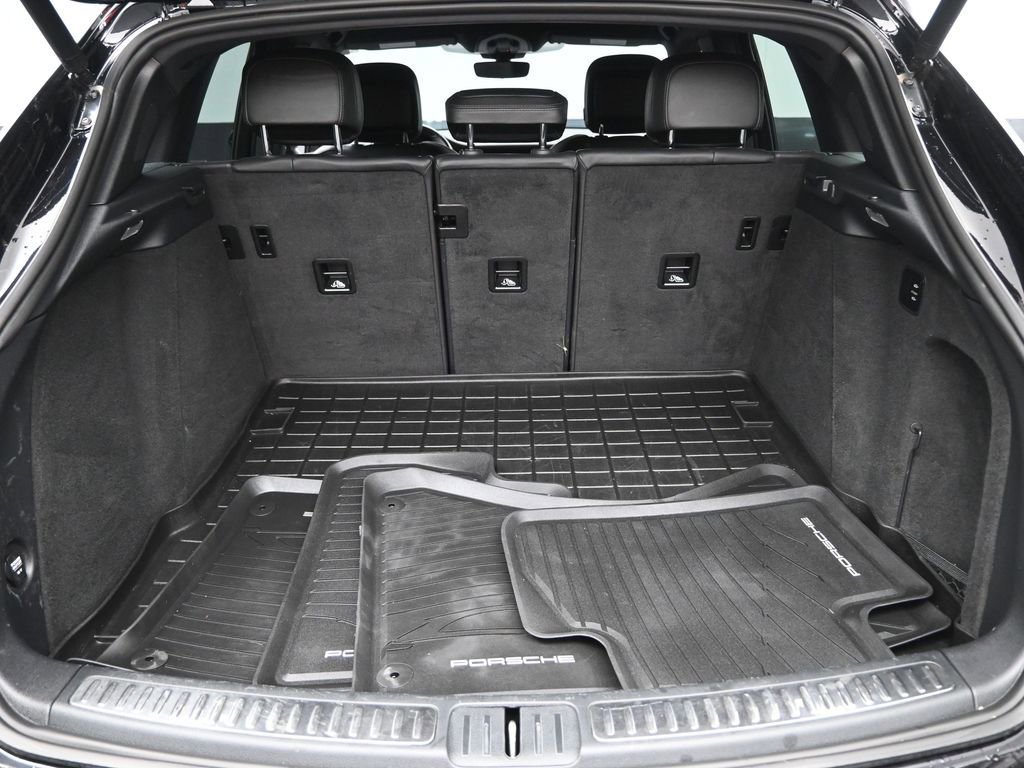 Used 2021 Porsche Macan GTS image 34