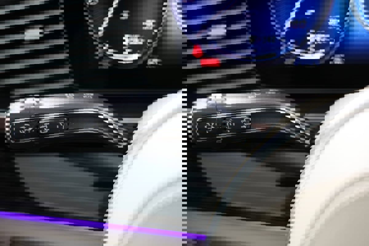 Used 2023 Mercedes-Benz Maybach GLS 600 4MATIC image 26