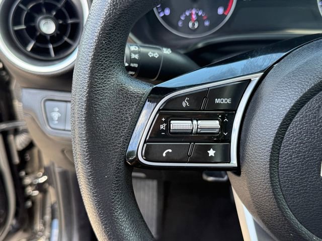 Used 2023 Kia Forte LXS FWD image 15