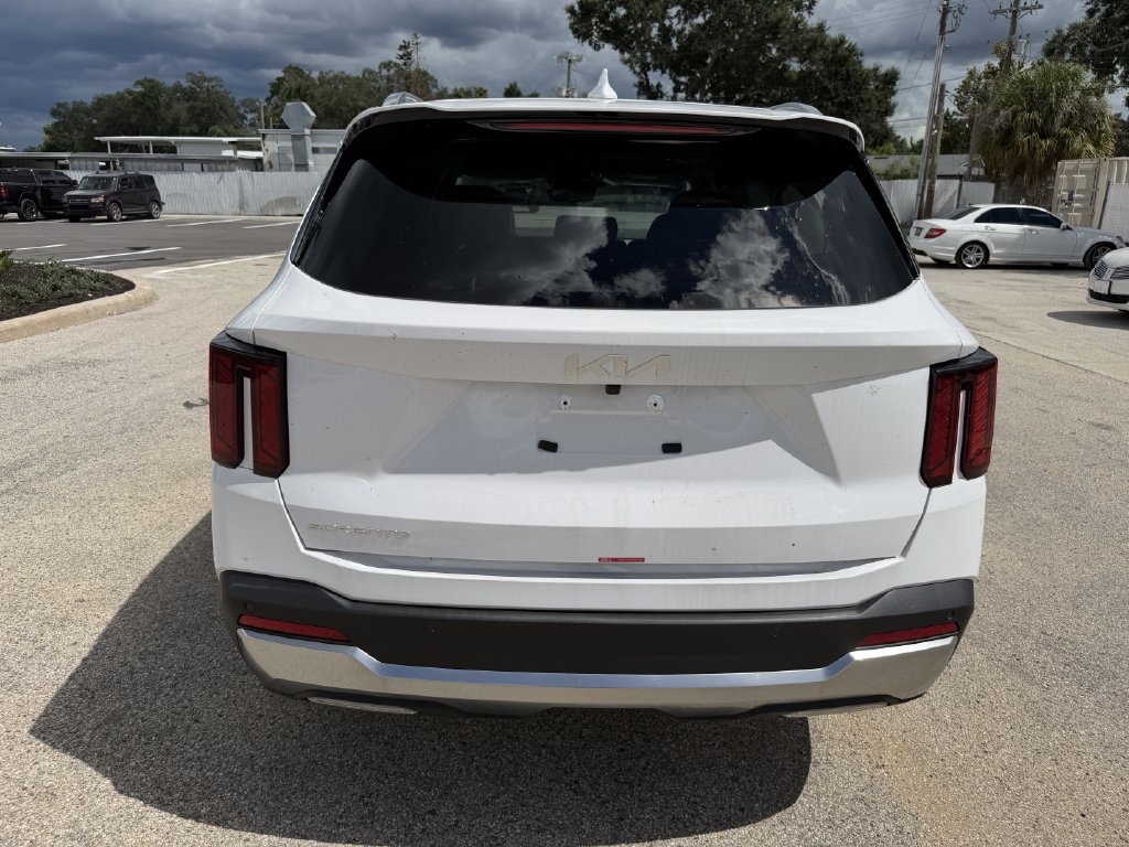 New 2026 Kia Sorento S FWD image 5