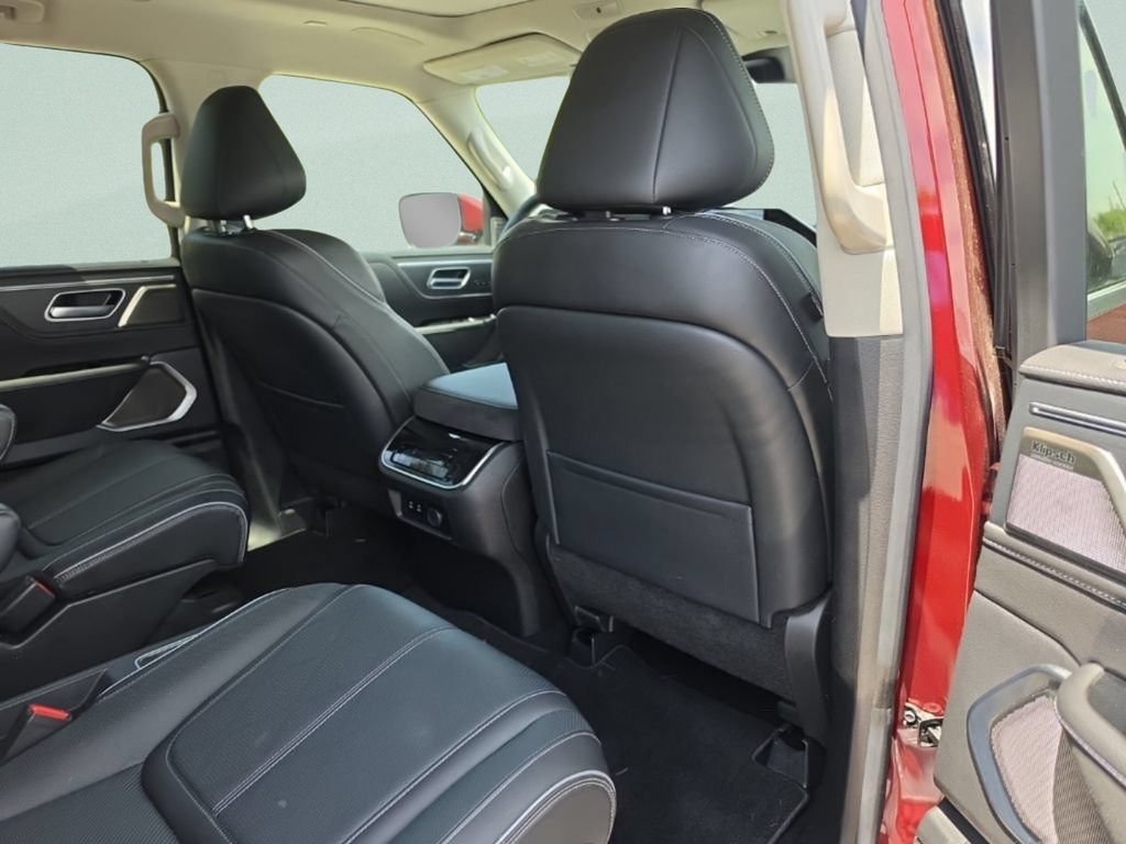Used 2025 INFINITI QX80 Sensory AWD/4WD image 25