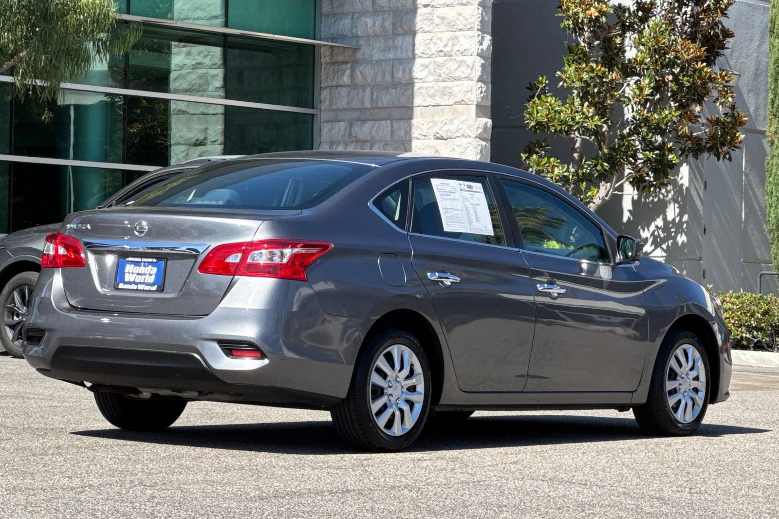 Used 2019 Nissan Sentra S FWD image 4