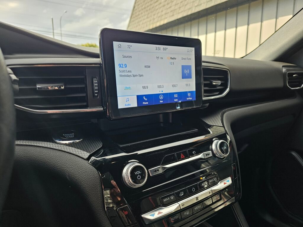 Used 2023 Ford Explorer ST-Line w/ Class IV Trailer Tow Package image 33