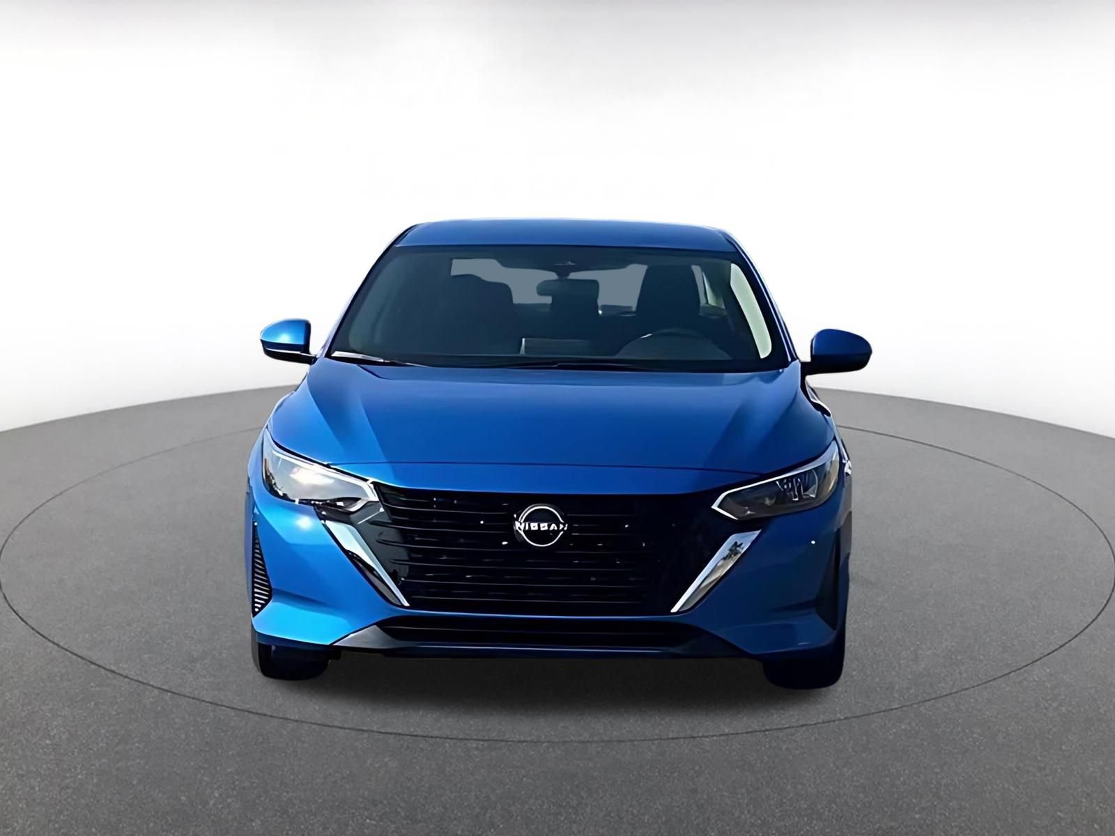 Used 2025 Nissan Sentra SV FWD image 4