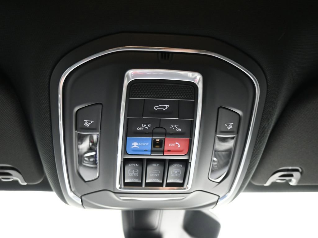 New 2026 Jeep Grand Wagoneer L Limited image 28