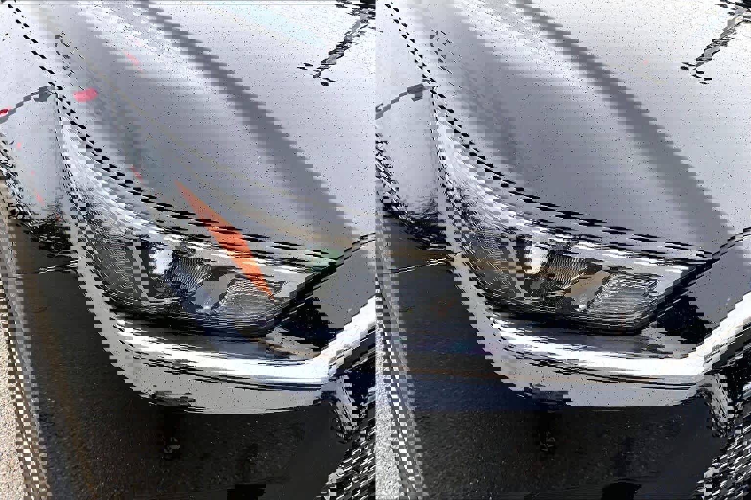 Used 2025 Toyota Grand Highlander AWD image 26