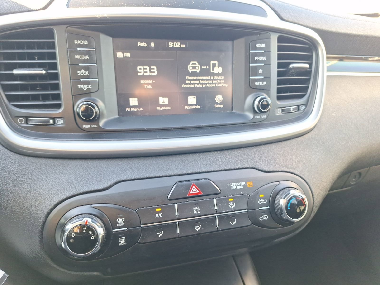 Used 2020 Kia Sorento L image 28