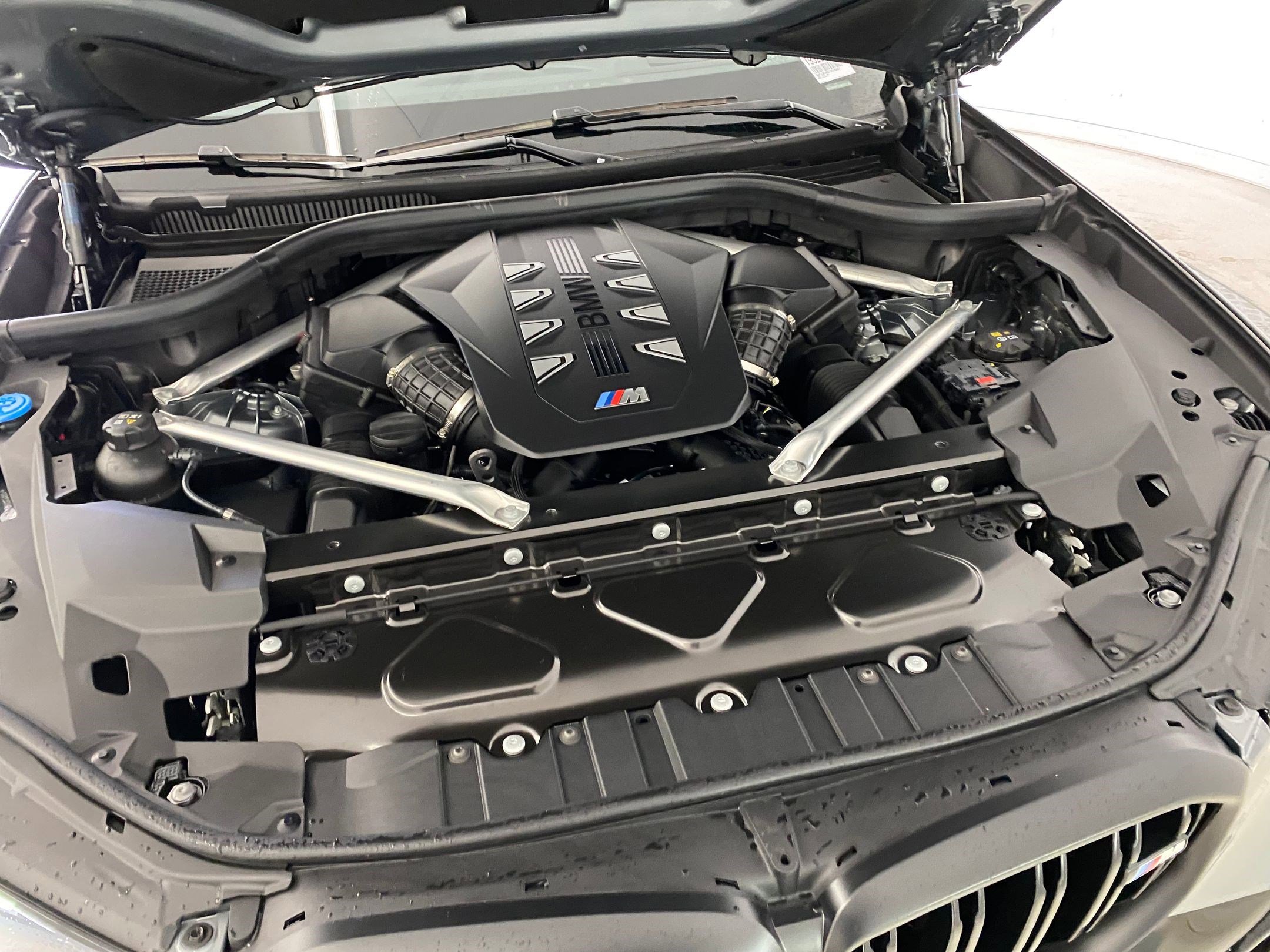 New 2026 BMW X5 M60i w/ Executive Package image 32