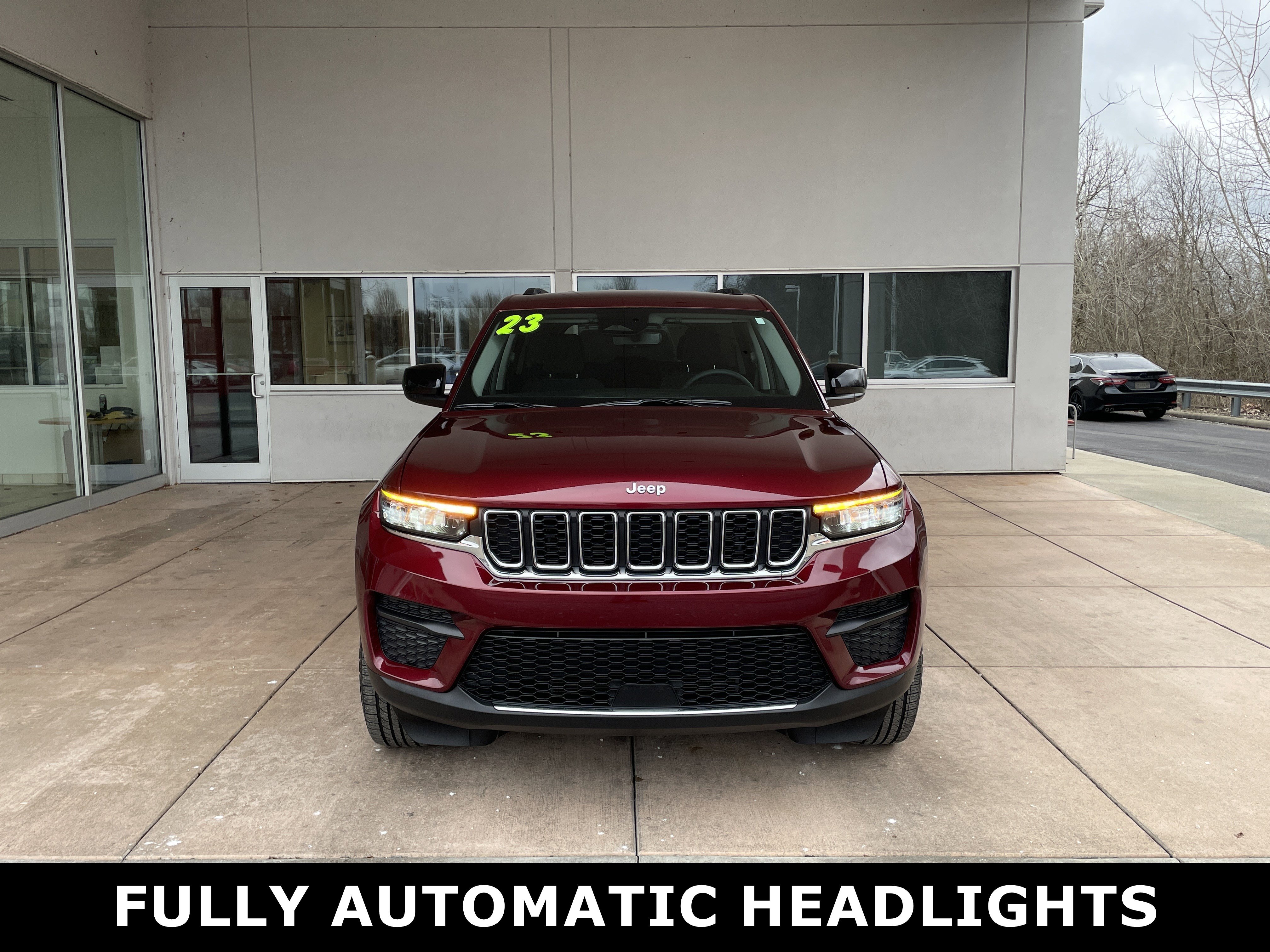 Used 2023 Jeep Grand Cherokee Laredo w/ MOPAR Finishing Package image 2