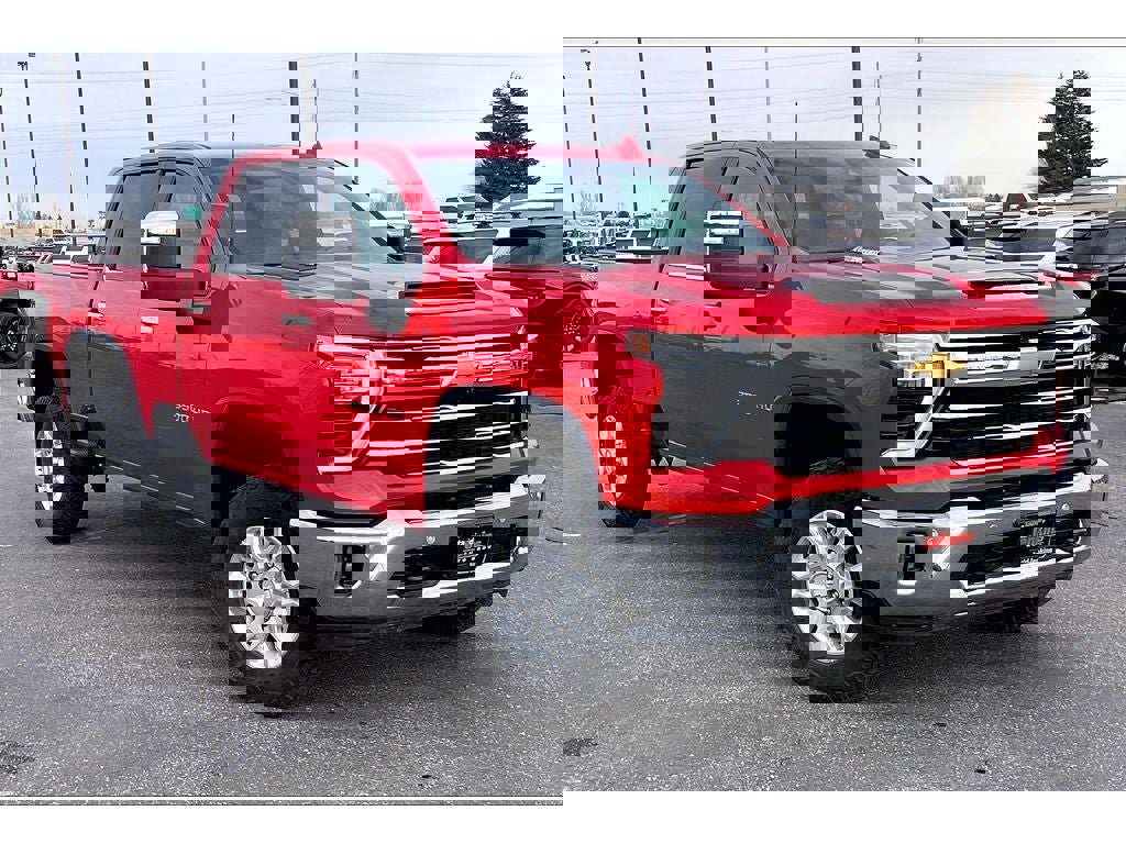 Used 2024 Chevrolet Silverado 3500 LTZ w/ LTZ Premium Package image 2