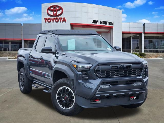 Used 2025 Toyota Tacoma TRD Off-Road image 1