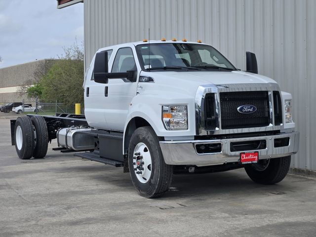 New 2027 Ford F750 2WD Crew Cab Super Duty image 2