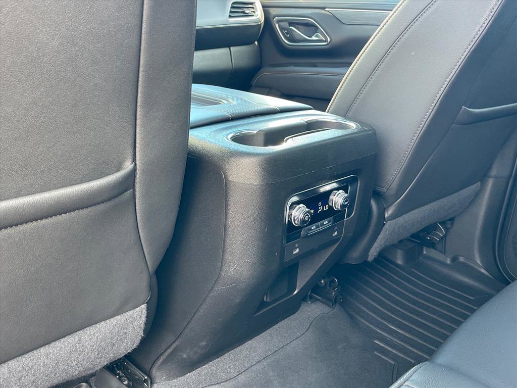 Used 2023 GMC Yukon SLT image 25