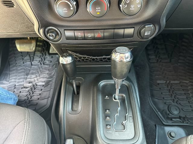 Used 2017 Jeep Wrangler Unlimited Sport w/ Quick Order Package 24S AWD/4WD image 28
