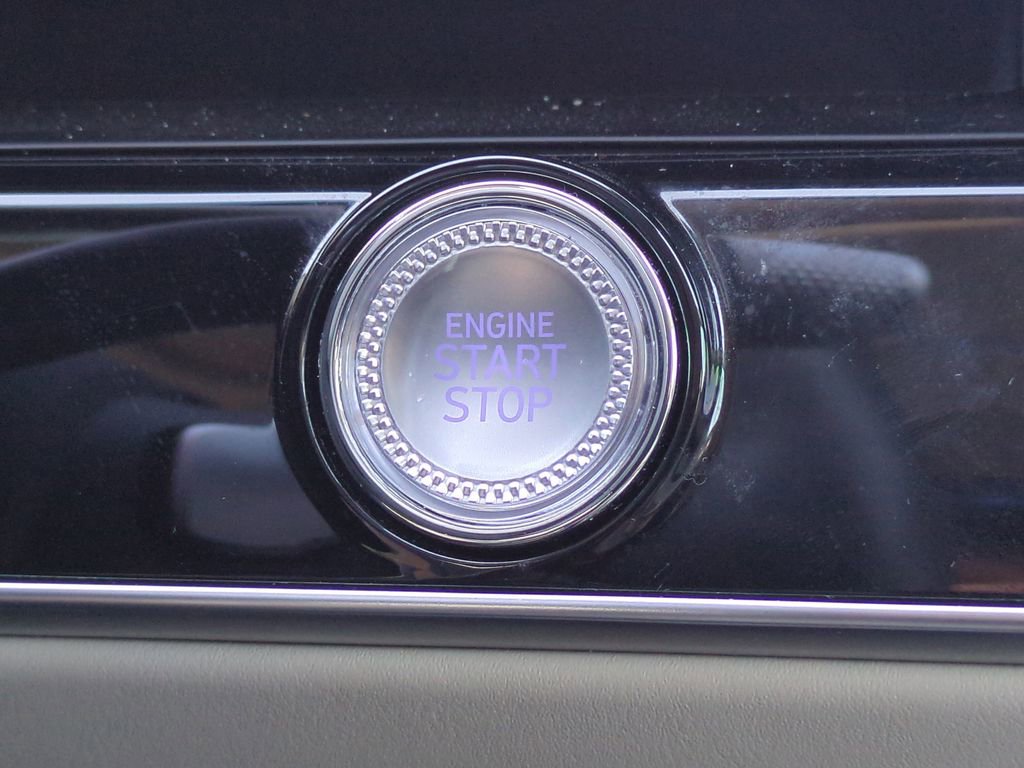Used 2026 Genesis GV70 2.5T Select AWD/4WD image 29