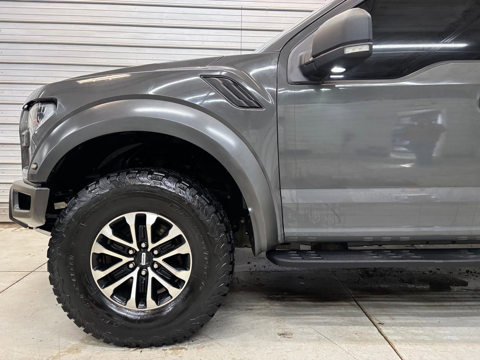 Used 2020 Ford F150 Raptor w/ Equipment Group 801A Mid image 4