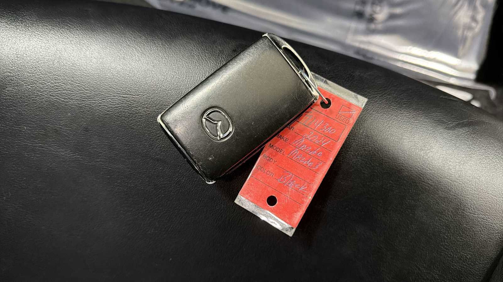 Used 2024 MAZDA MAZDA3 s image 31