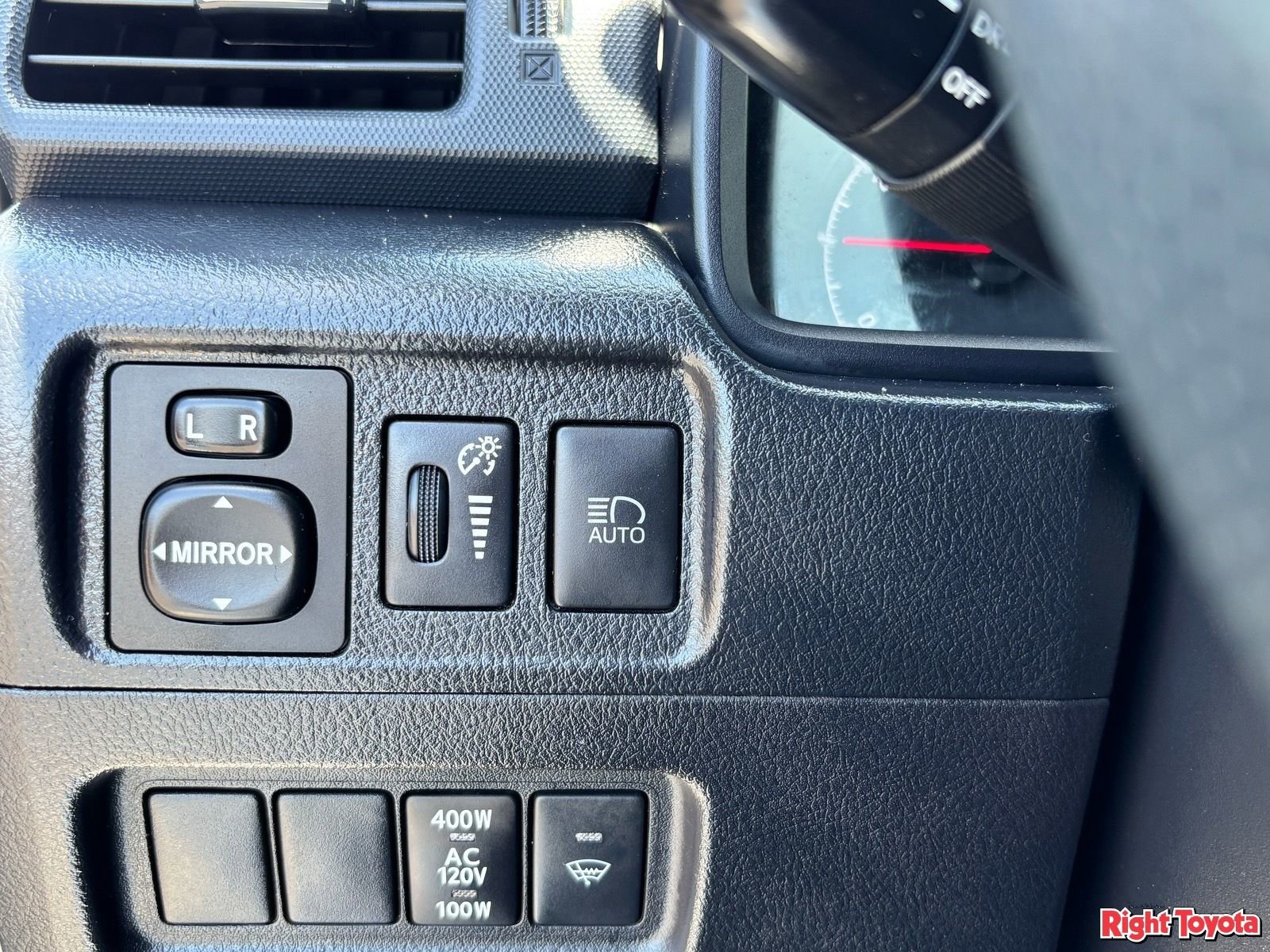Certified 2024 Toyota 4Runner SR5 RWD image 31