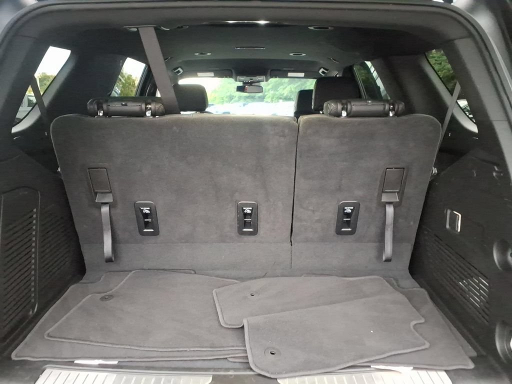 Certified 2025 Chevrolet Tahoe Z71 AWD/4WD image 16