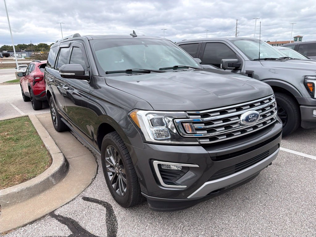 Used 2021 Ford Expedition Limited AWD/4WD image 2