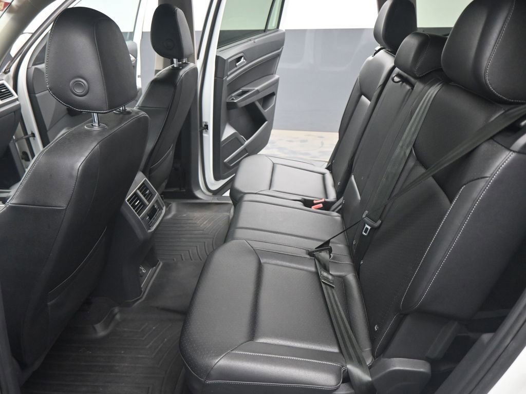 Used 2019 Volkswagen Atlas SE image 18