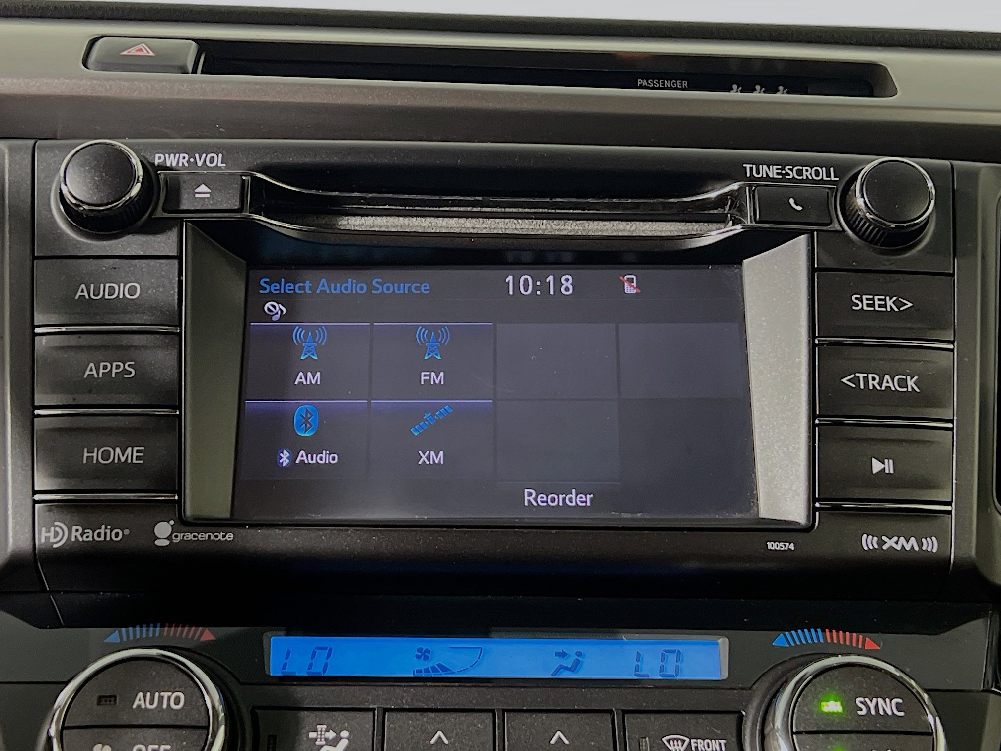 Used 2018 Toyota RAV4 XLE FWD image 27