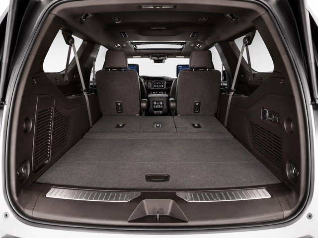 Certified 2024 GMC Yukon XL Denali w/ Denali Reserve Package AWD/4WD image 12